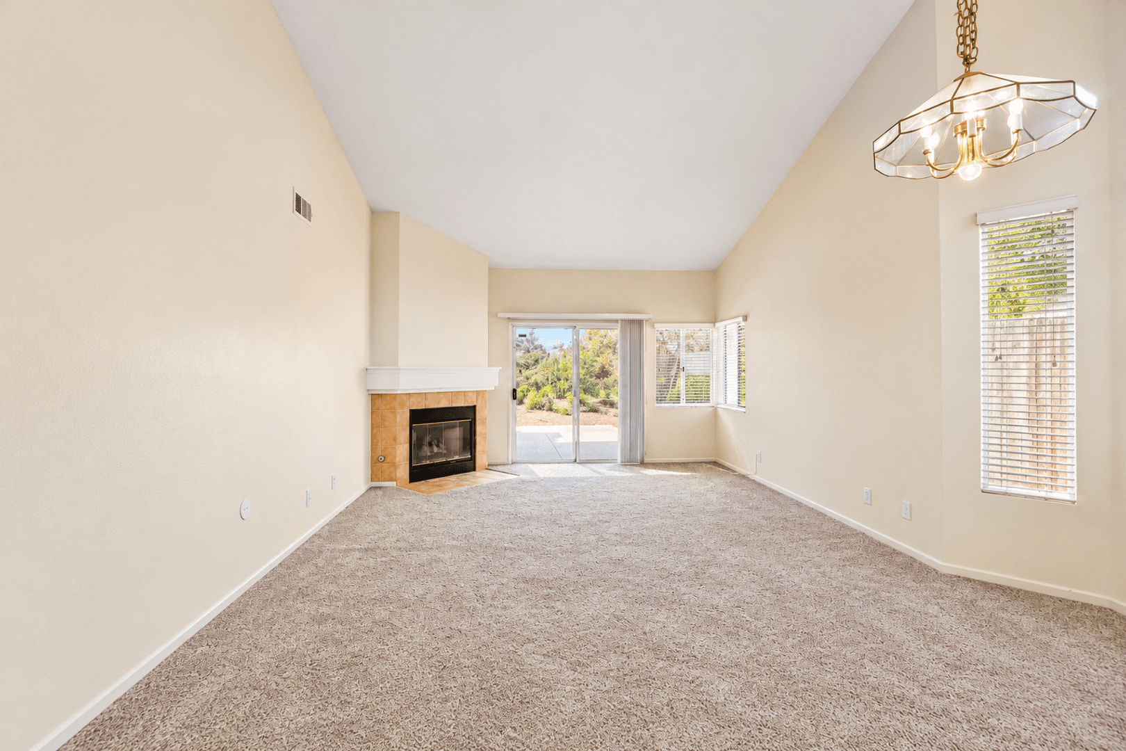 Lompoc House: 701 Southbrook