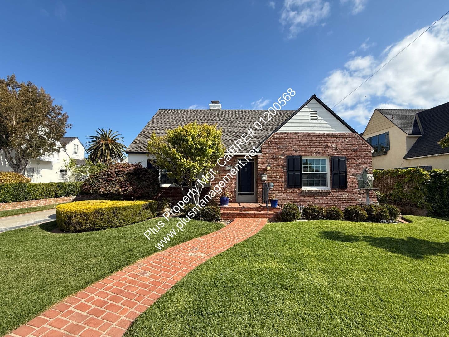 Santa Maria House: 411 E Camino Colegio