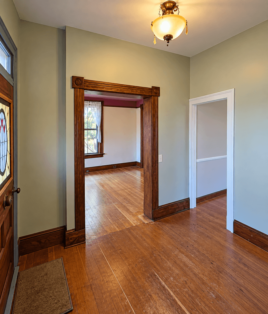 Port Townsend House: 543 Van Buren St