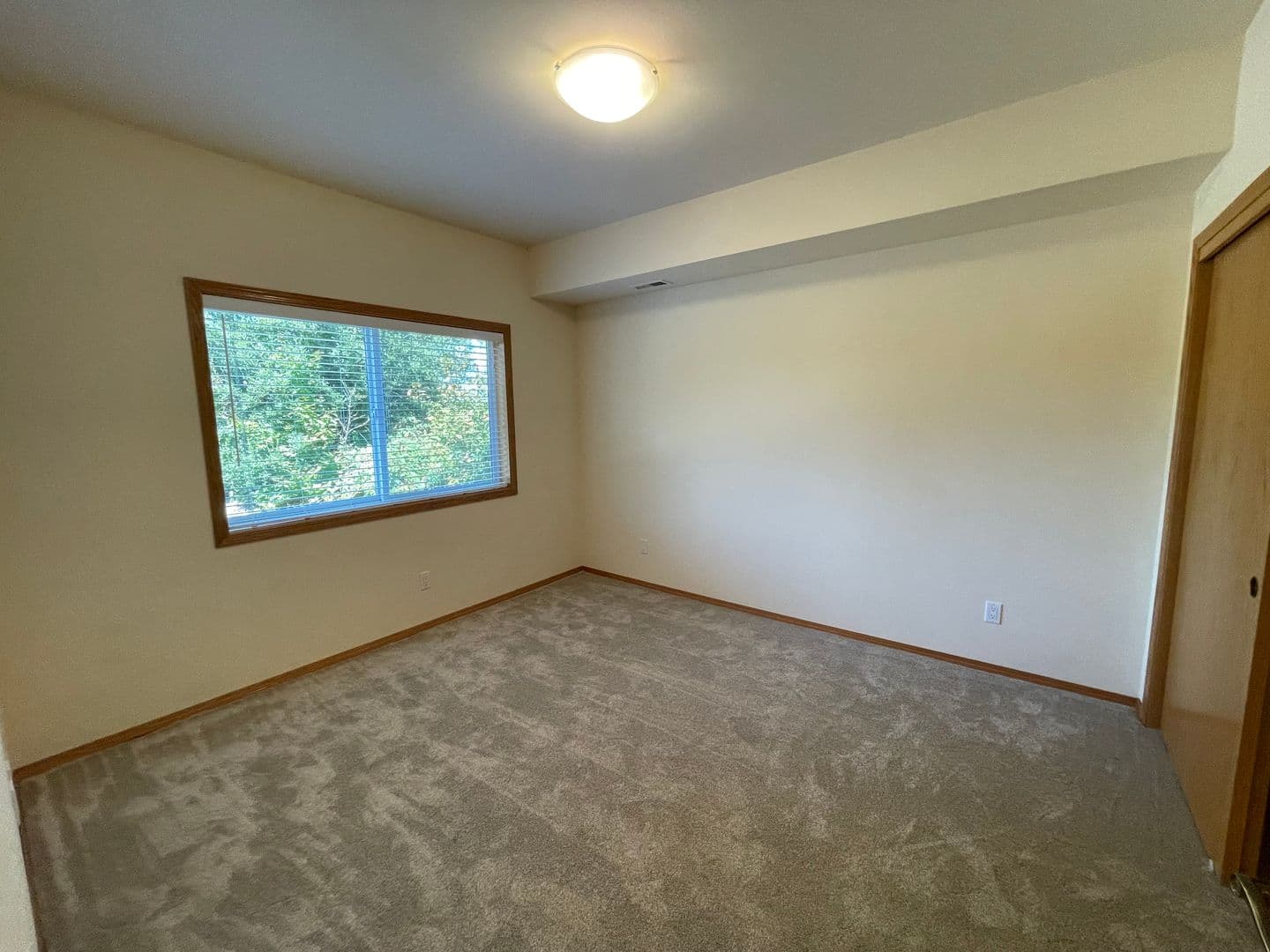 Oak Harbor House: 2128 SW Freund St. Unit A