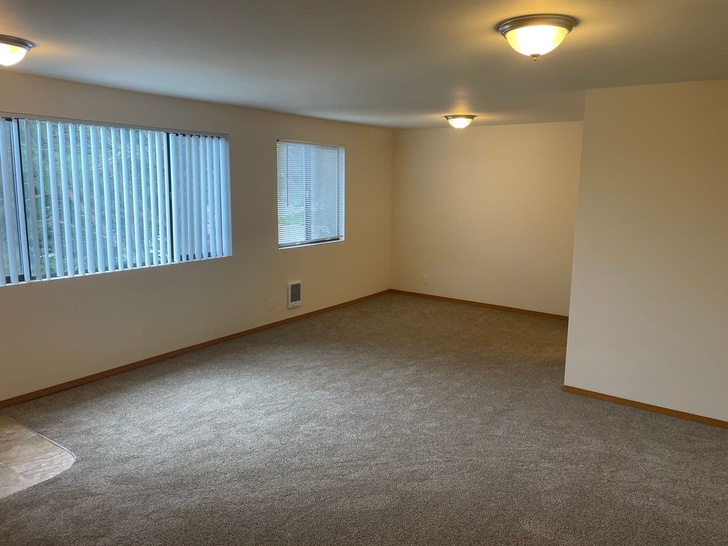 Oak Harbor Apartment: 690 NW Atalanta Way #M