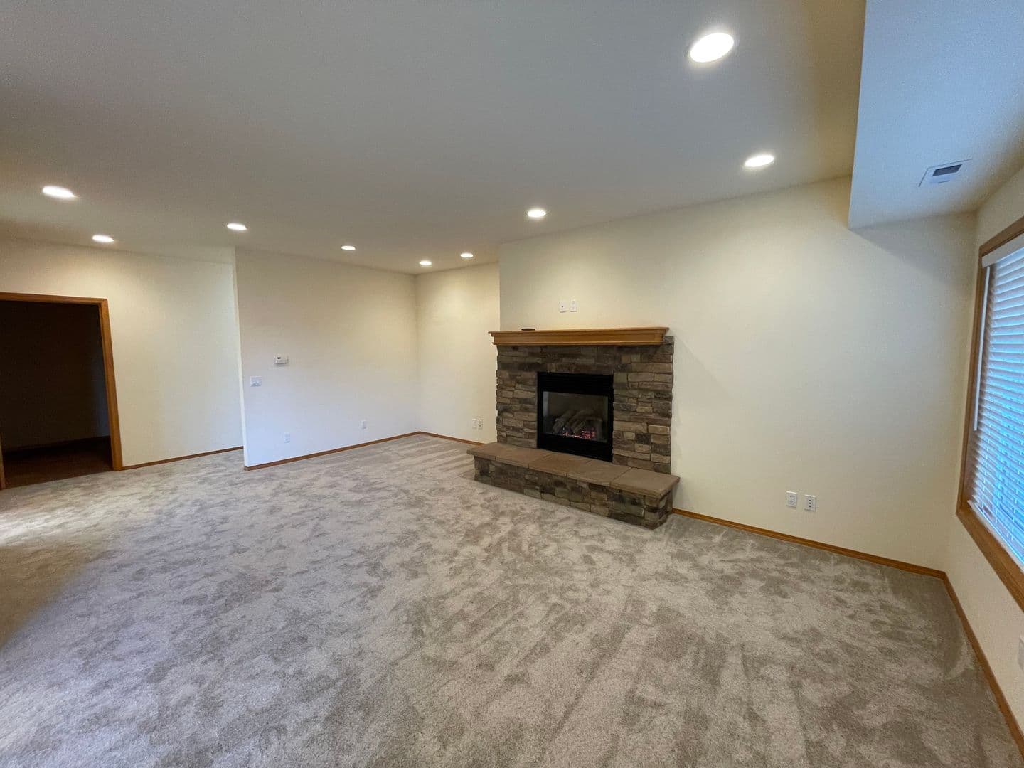 Oak Harbor House: 2128 SW Freund St. Unit A
