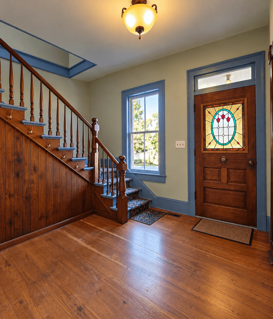 Port Townsend House: 543 Van Buren St