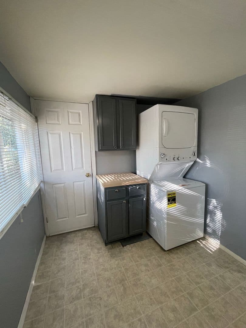Sedro Woolley Apartment: 1100 Borseth St.