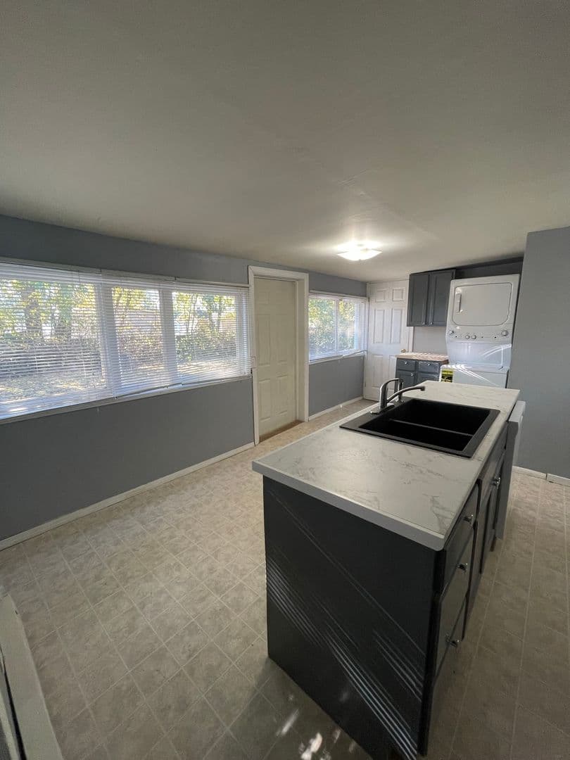 Sedro Woolley Apartment: 1100 Borseth St.
