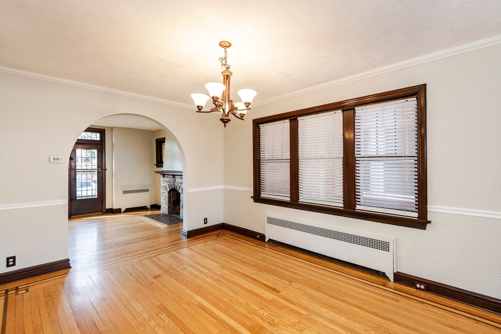 St.Louis House: 5827 Delor