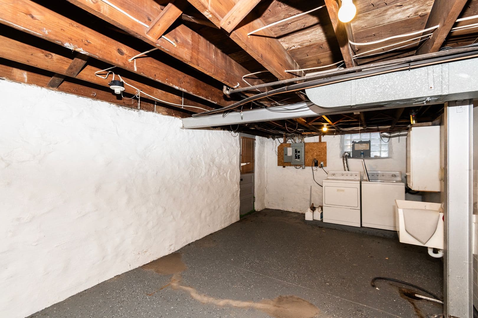 St. Louis House: 5514 Nottingham Ave