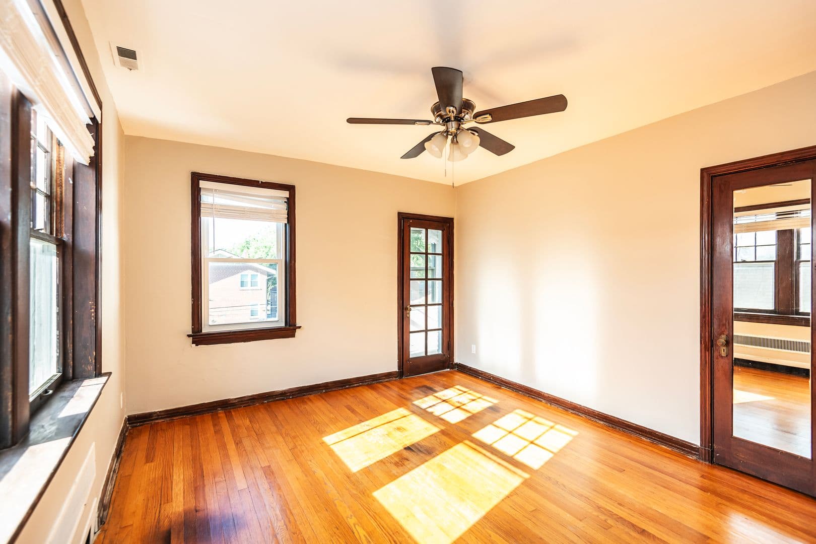 Saint Louis Apartment: 5018 Miami