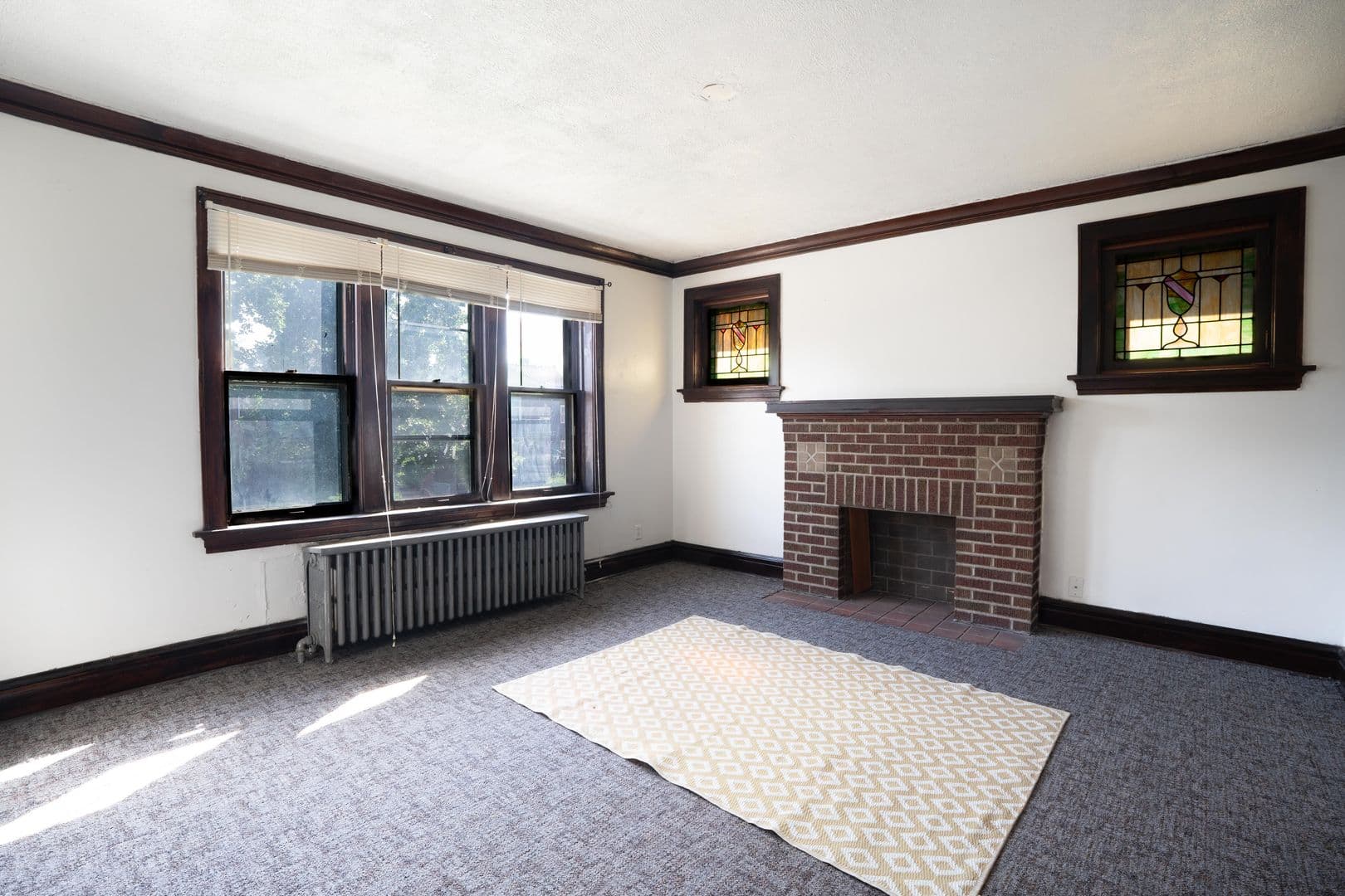 Saint Louis Apartment: 4841 Penrose