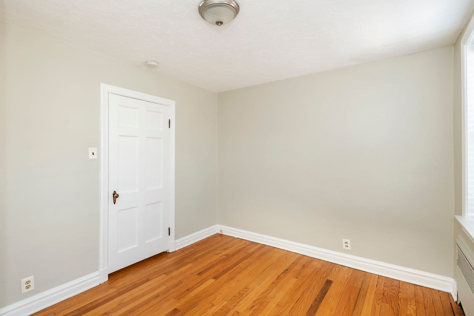 St.Louis House: 5827 Delor