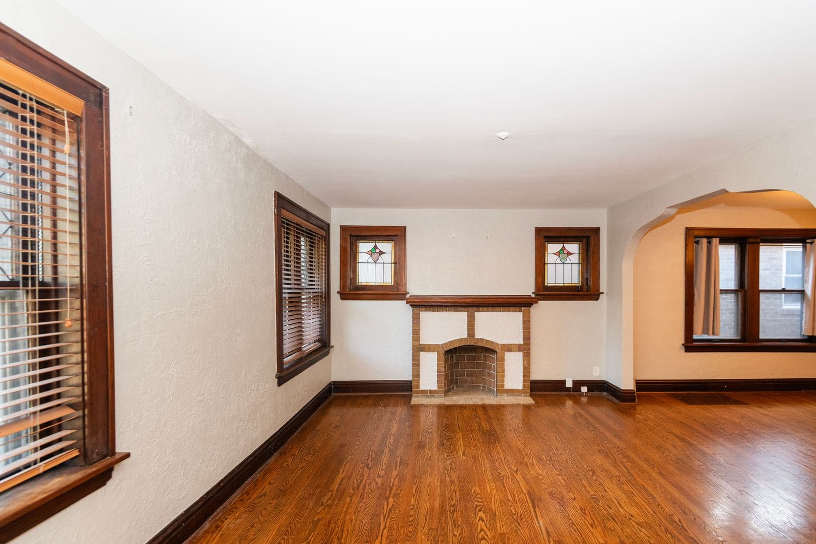 St. Louis House: 5514 Nottingham Ave
