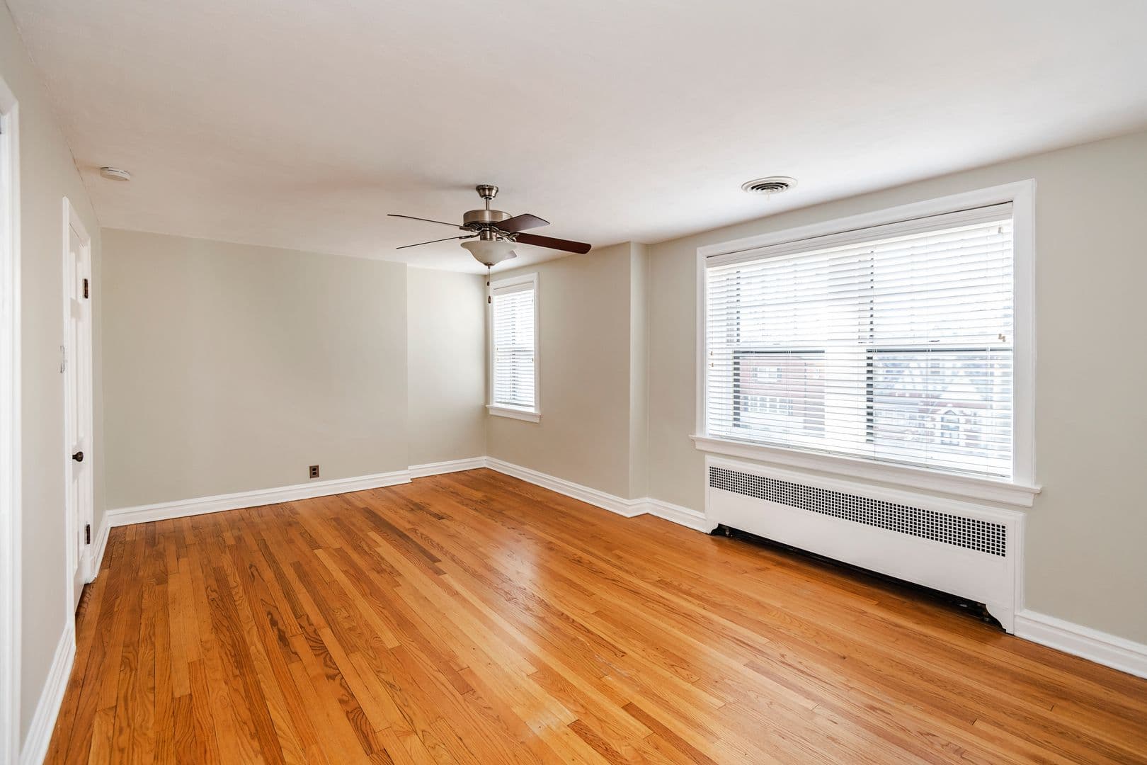 St.Louis House: 5827 Delor