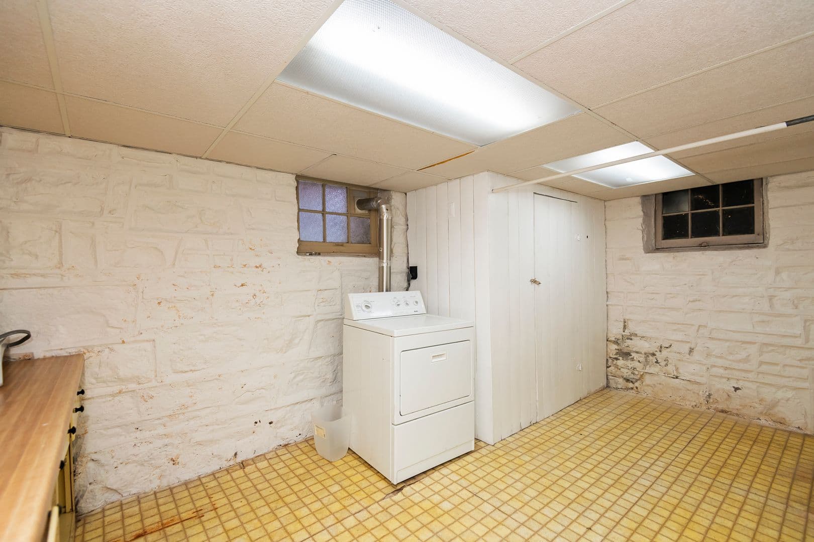 St.Louis House: 5827 Delor