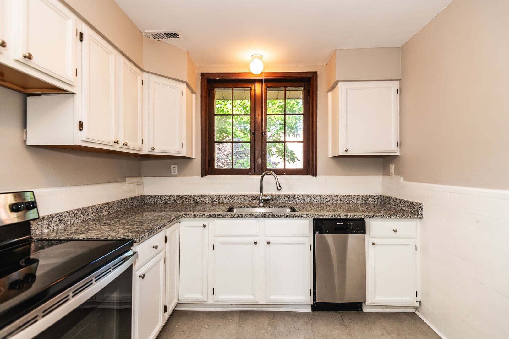 Saint Louis Apartment: 5018 Miami