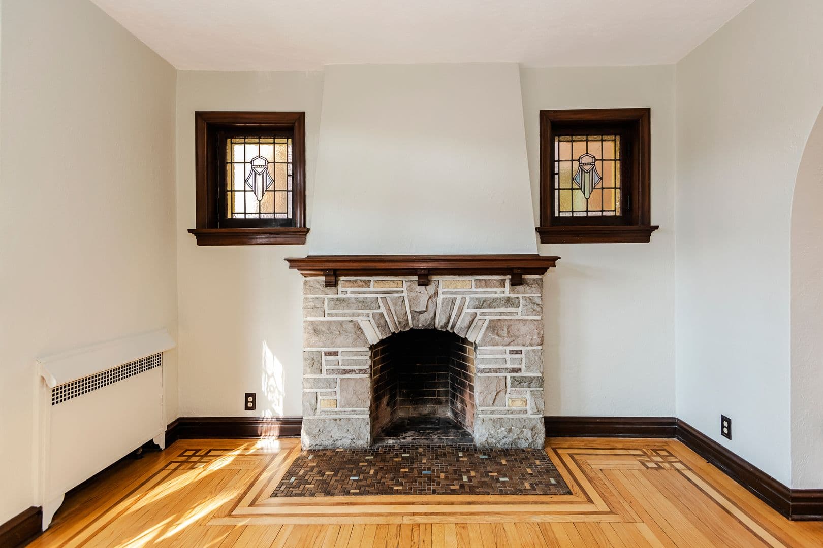 St.Louis House: 5827 Delor