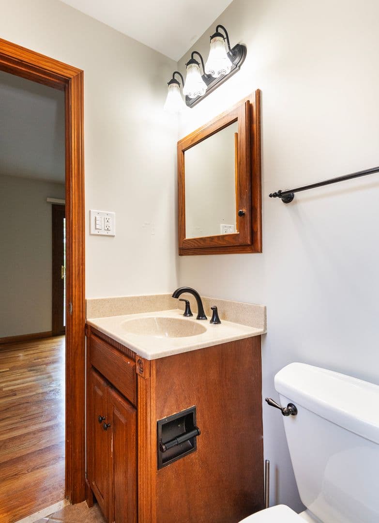 St. Louis House: 2334 Rosegarden Dr