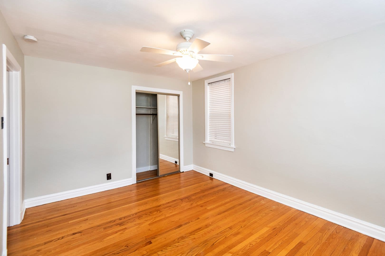 St.Louis House: 5827 Delor