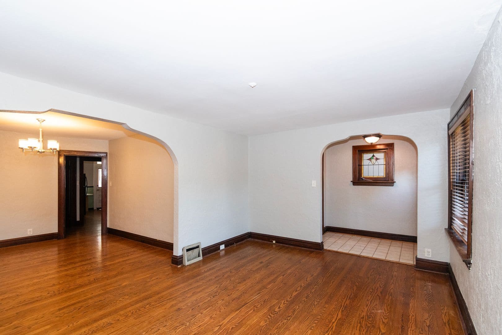 St. Louis House: 5514 Nottingham Ave