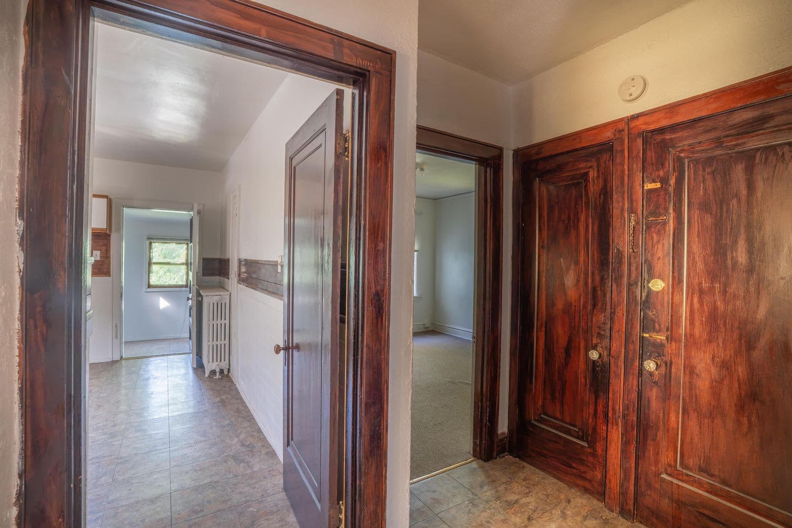 Saint Louis Apartment: 4841 Penrose