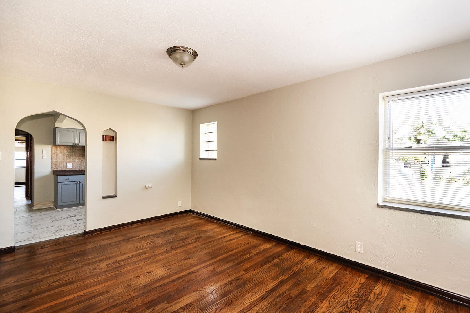 Saint Louis Apartment: 5322 Miami St