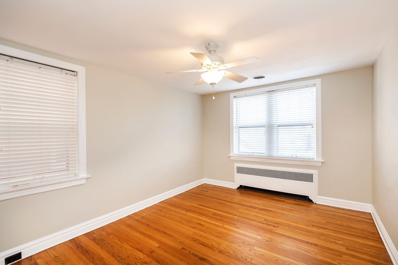 St.Louis House: 5827 Delor