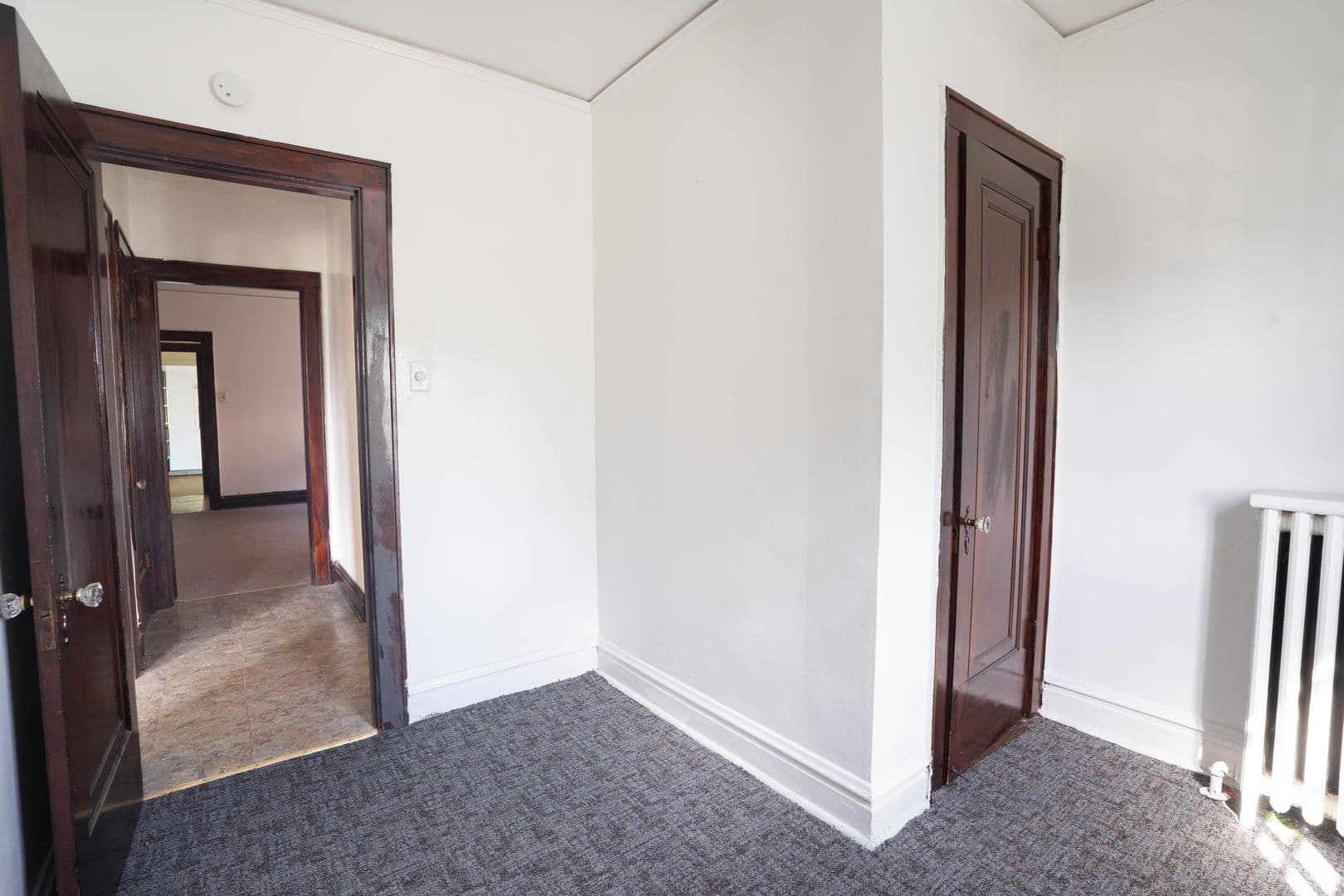 Saint Louis Apartment: 4841 Penrose