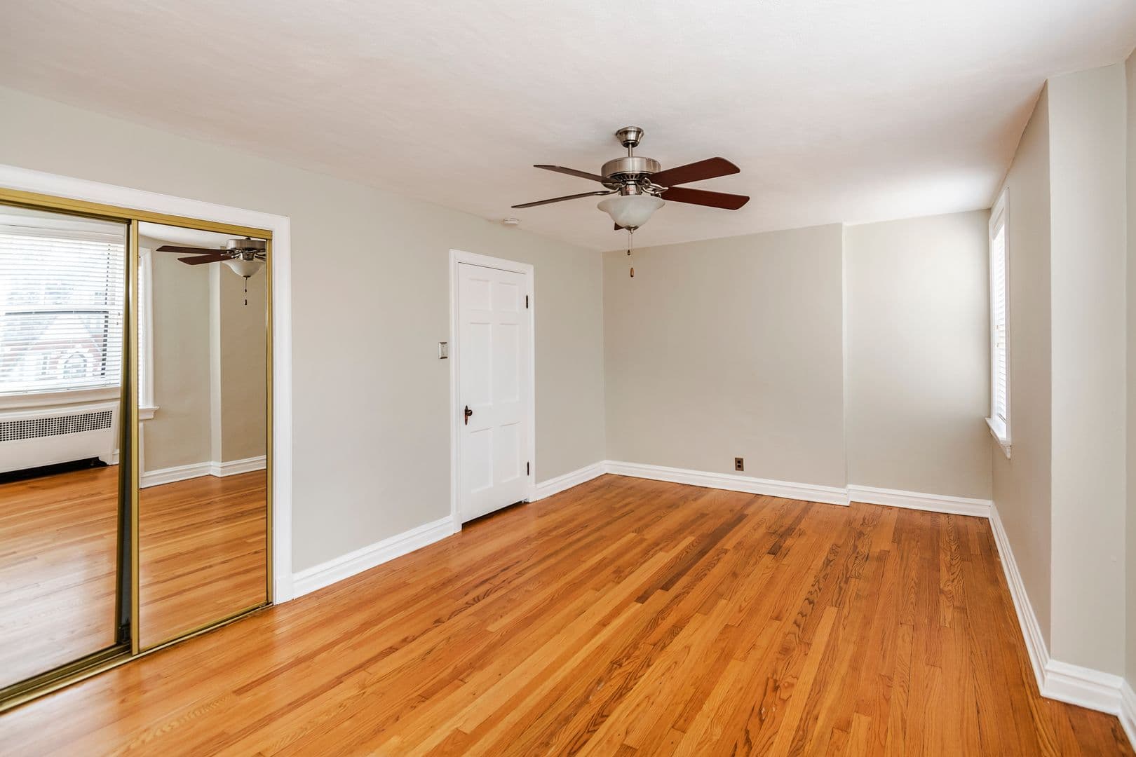 St.Louis House: 5827 Delor