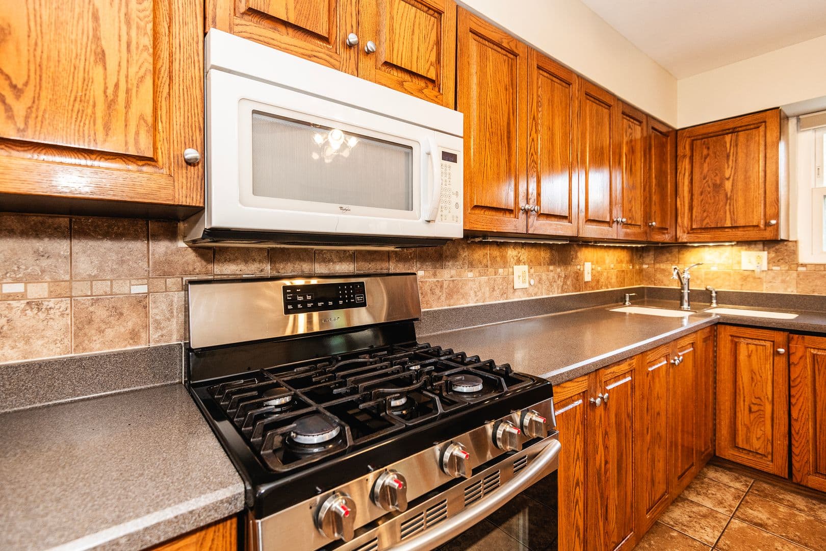 St. Louis House: 2334 Rosegarden Dr