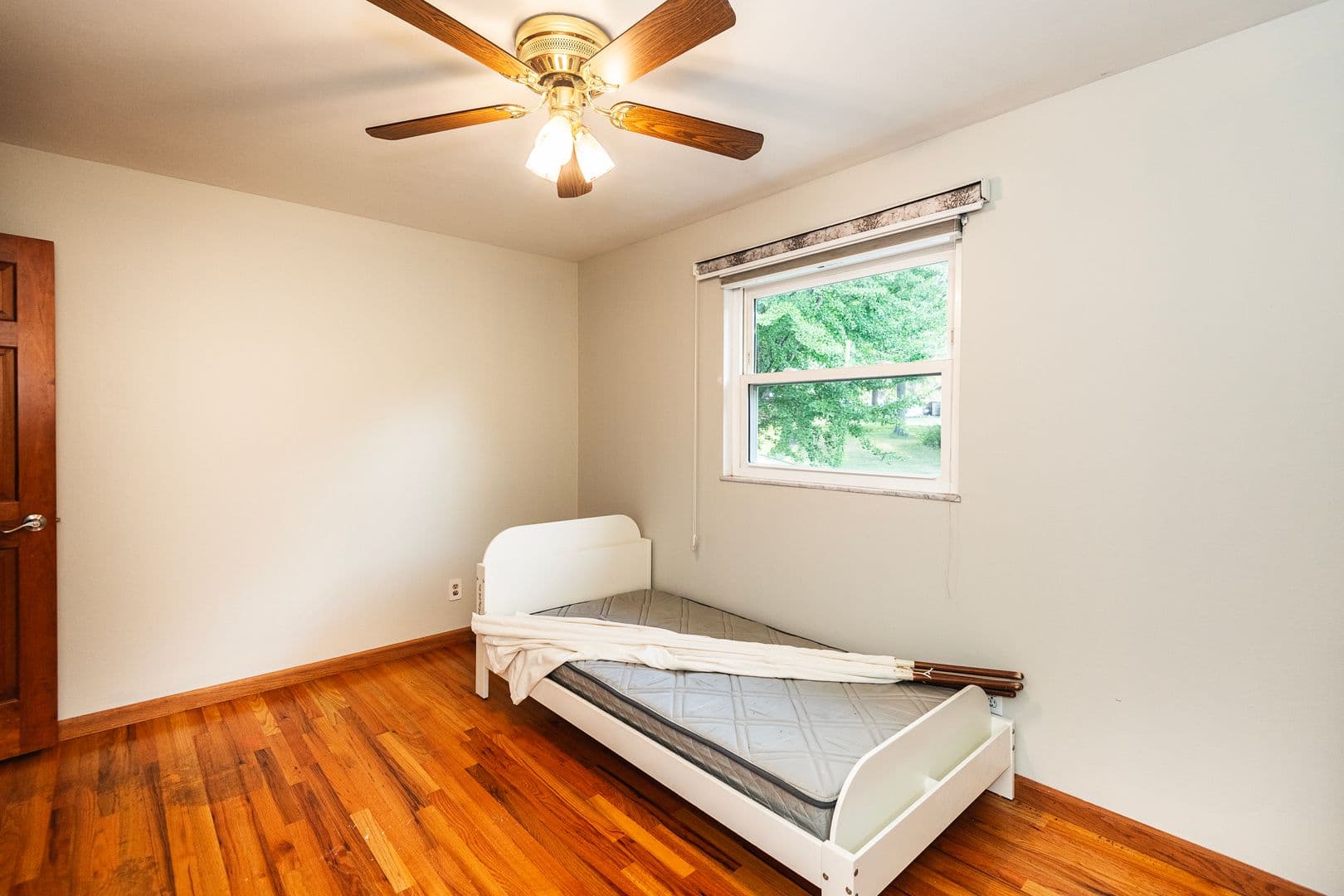 St. Louis House: 2334 Rosegarden Dr