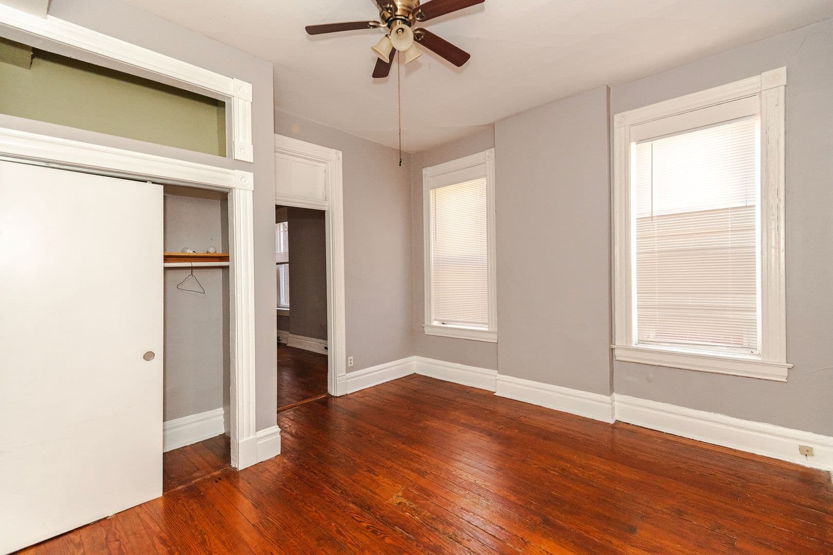 St.Louis Apartment: 1937 Utah