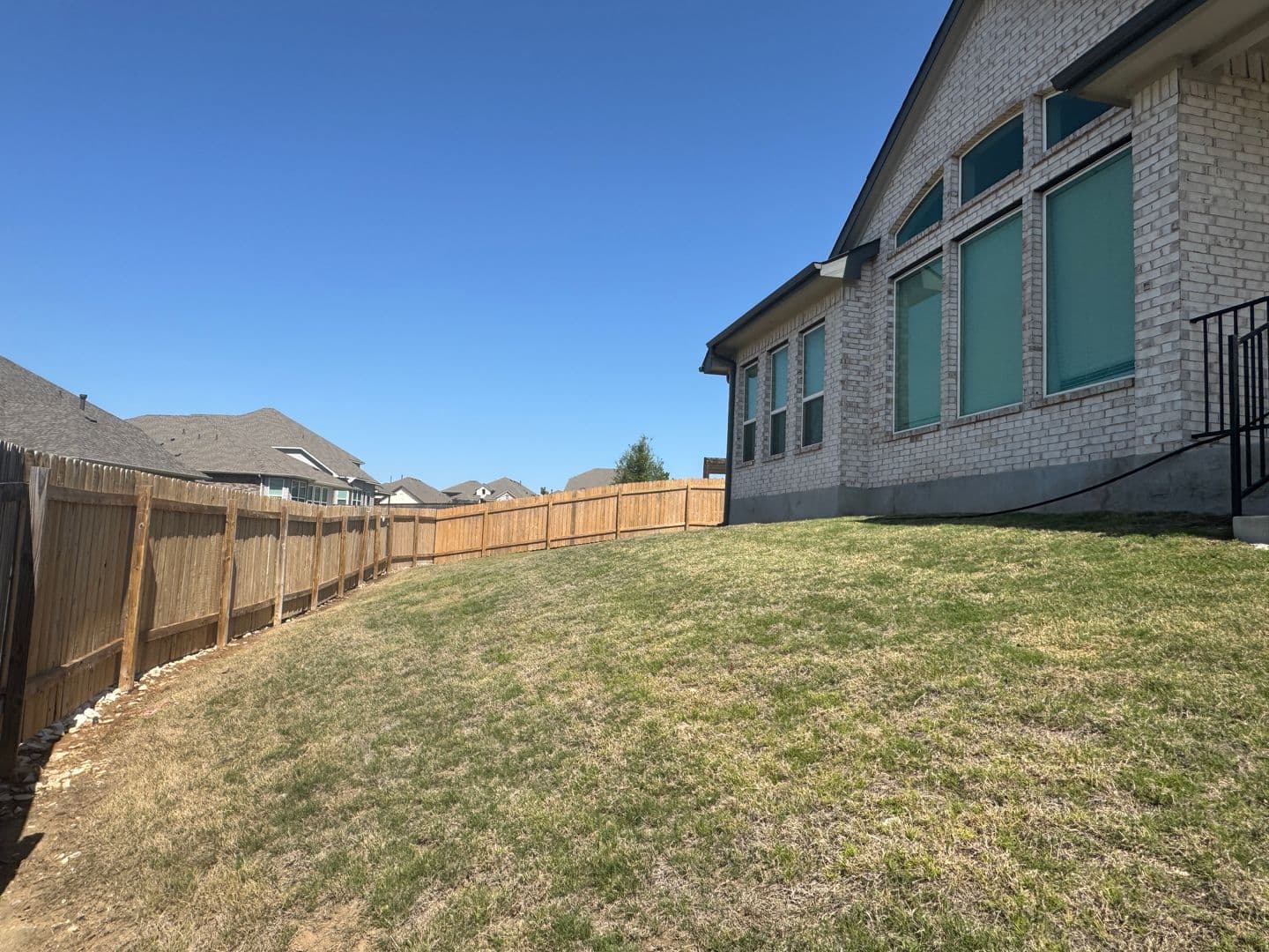 Georgetown House: 812 Karst Cv