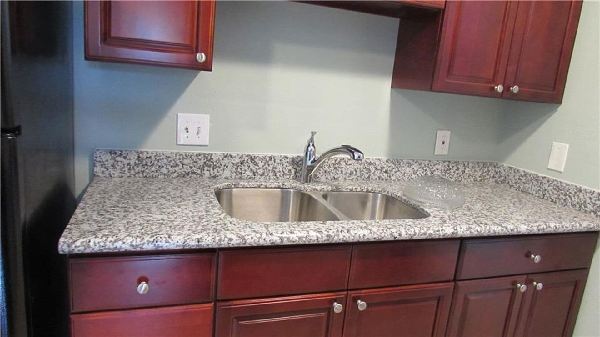 Austin Apartment: 2208 Mission Hill Circle