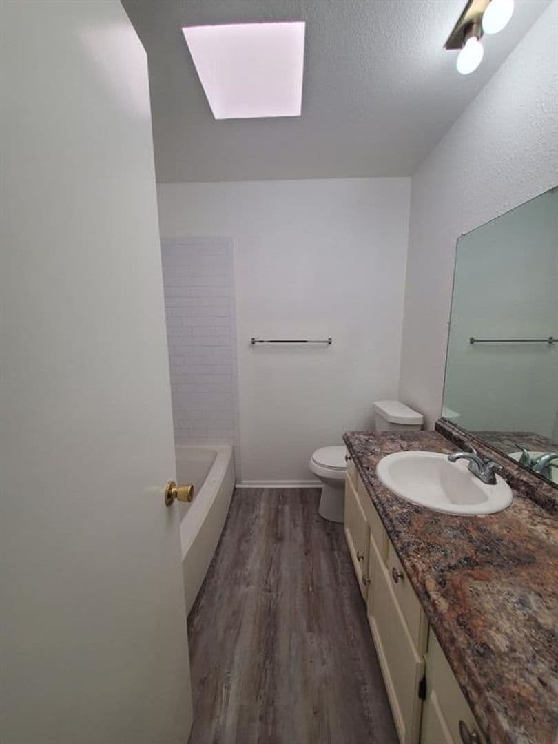 Austin Apartment: 8716 Clearbrook Trail