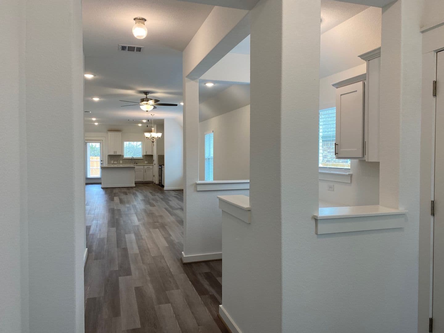 Georgetown House: 652 Pheasant Hill Ln