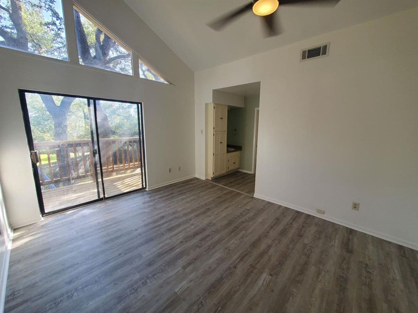 Austin Apartment: 8716 Clearbrook Trail