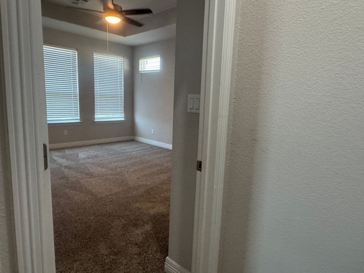 Georgetown House: 812 Karst Cv