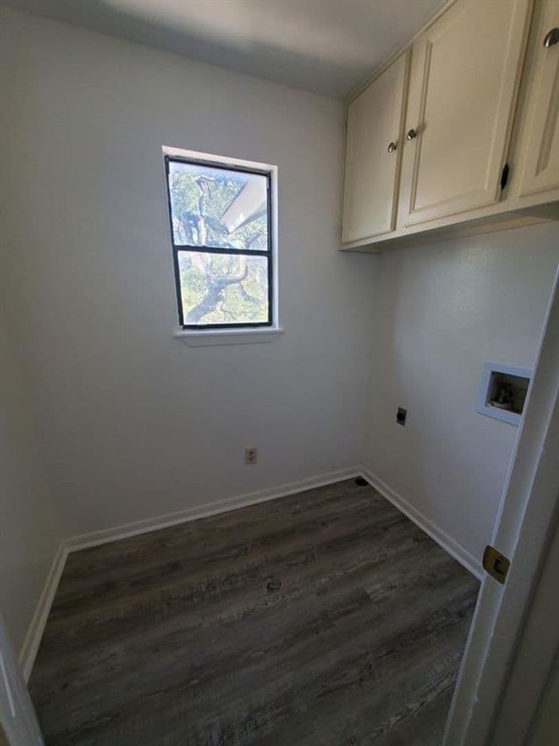 Austin Apartment: 8716 Clearbrook Trail