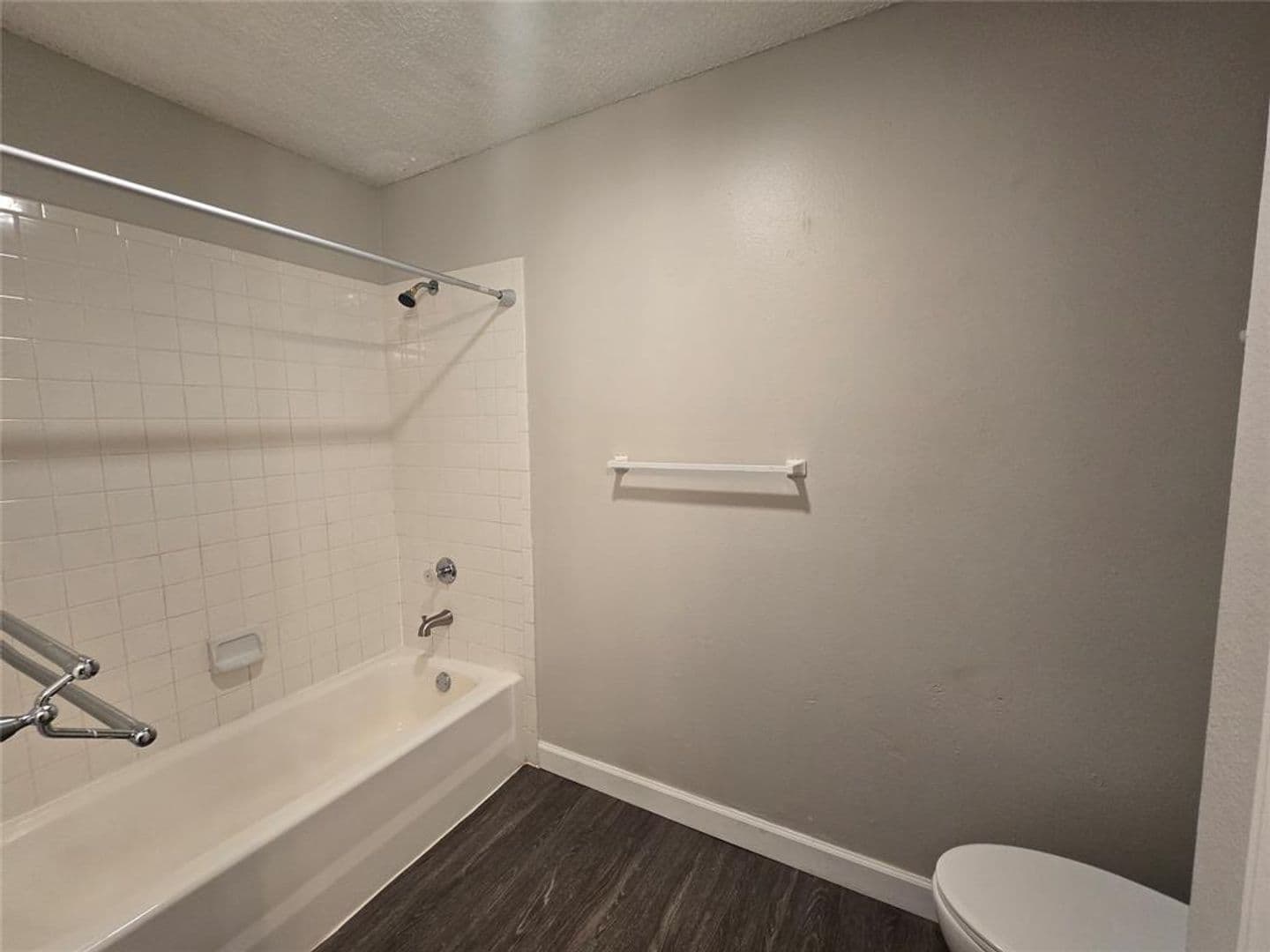 Austin Apartment: 4304 Duval Road Austin TX 78759 - Unit B