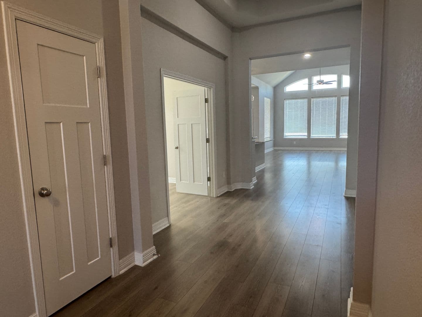 Georgetown House: 812 Karst Cv
