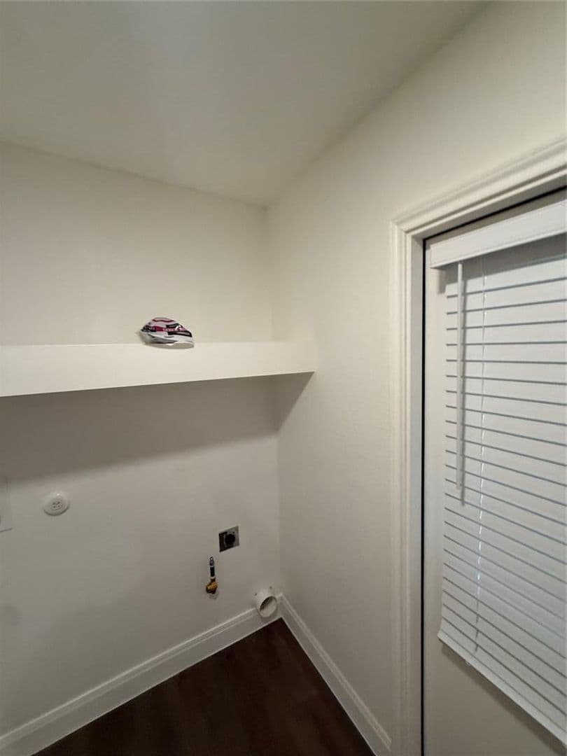 Austin House: 5705 Coventry Lane