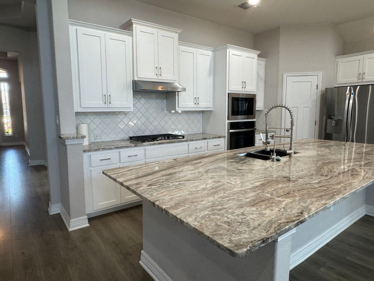 Georgetown House: 812 Karst Cv