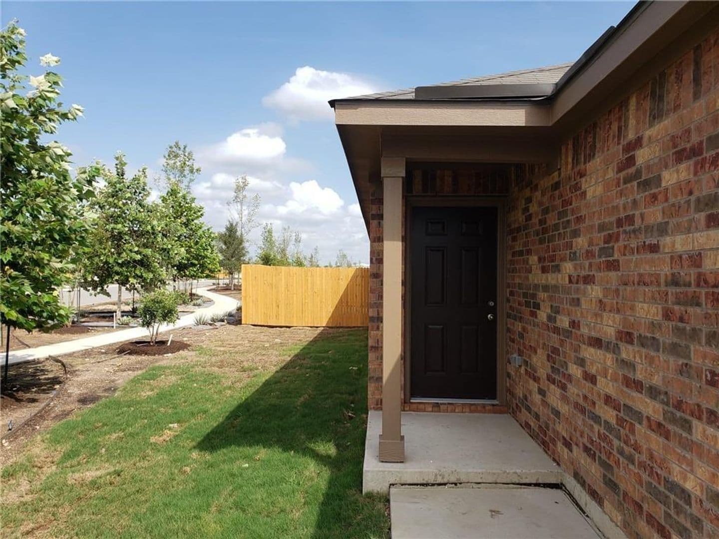 Jarrell House: 101 Brunswick Ln