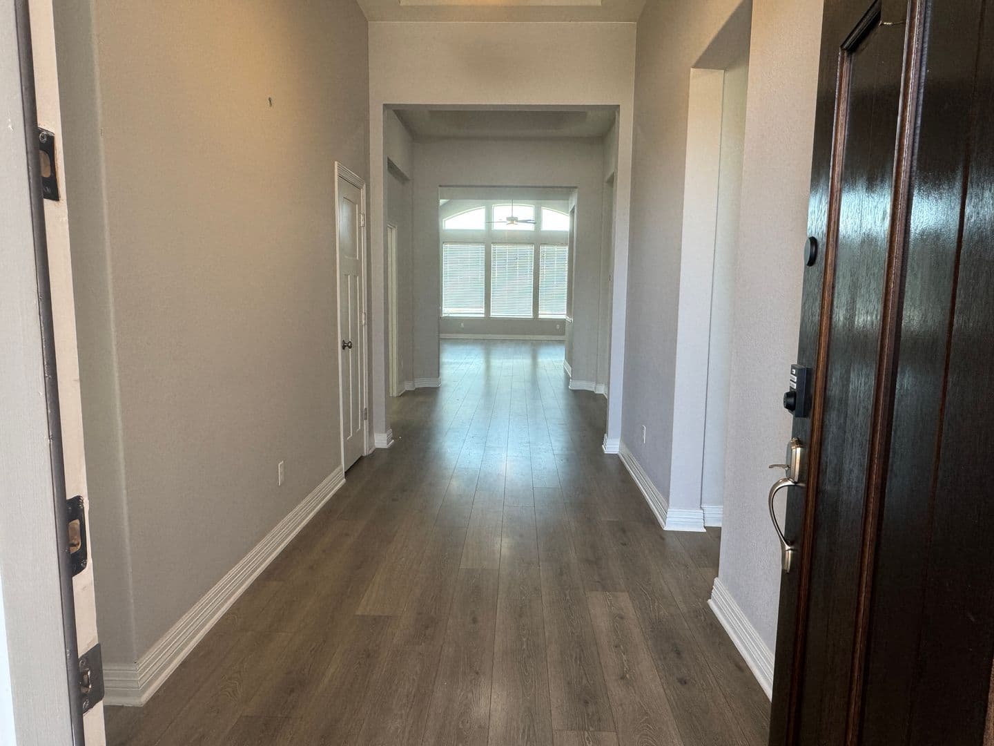 Georgetown House: 812 Karst Cv