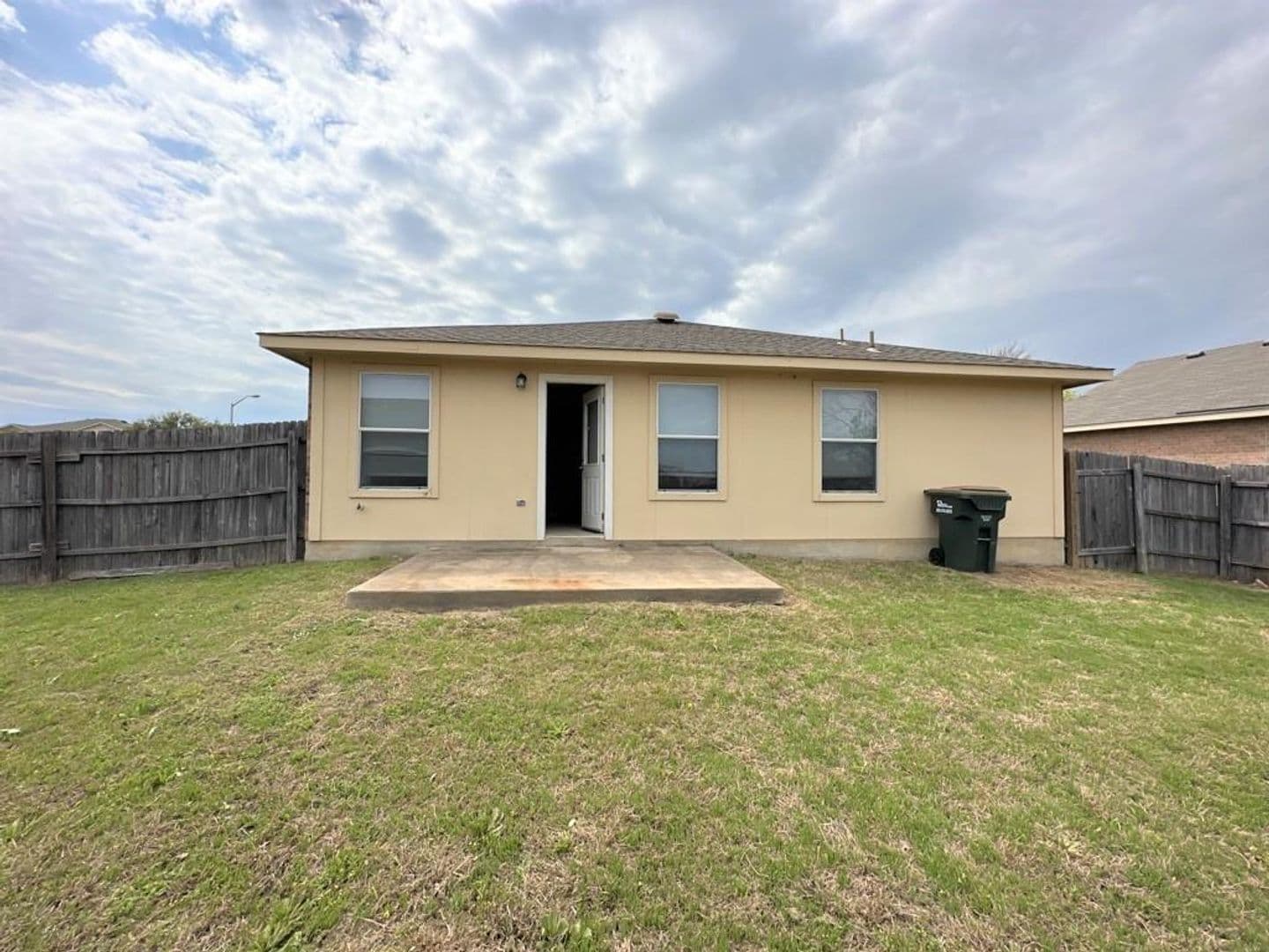 Georgetown House: 1000 Bluff Meadow Cv
