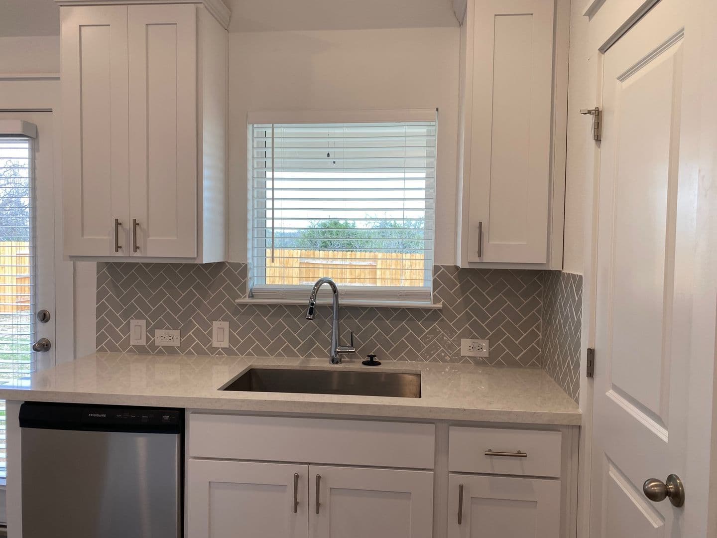 Georgetown House: 652 Pheasant Hill Ln