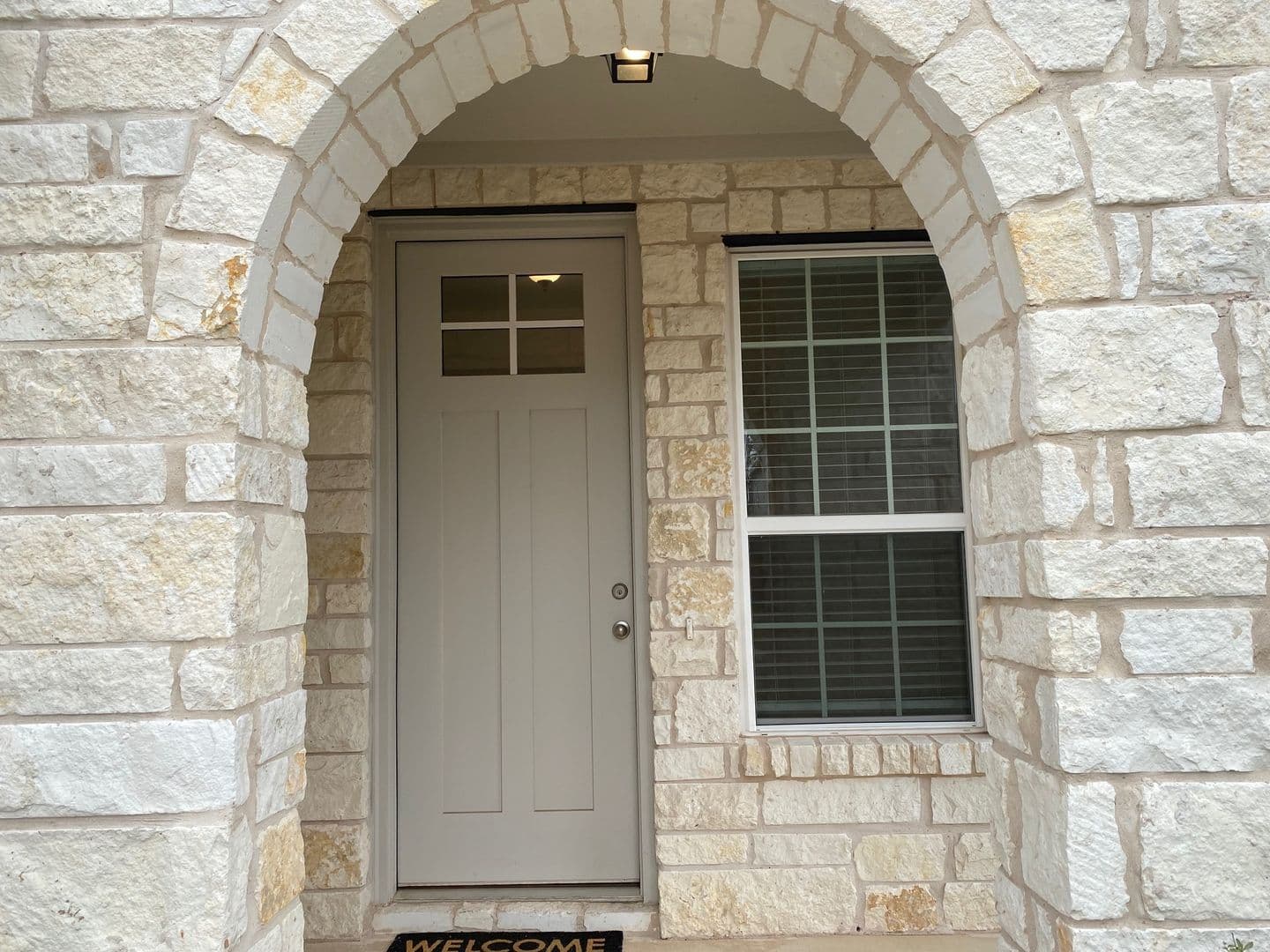 Georgetown House: 652 Pheasant Hill Ln