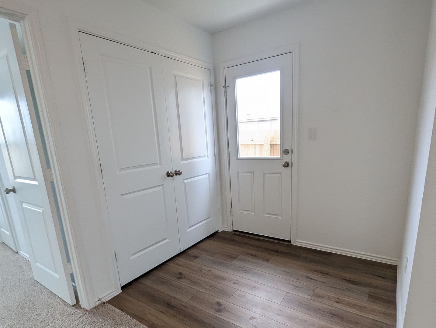 Kyle House: 152 Avre Loop