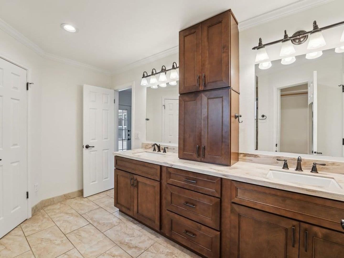 Austin House: 11911 Aloe Vera Trail