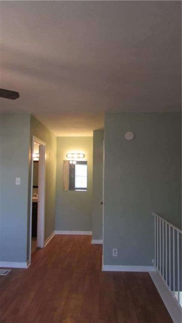 Austin Apartment: 2208 Mission Hill Circle