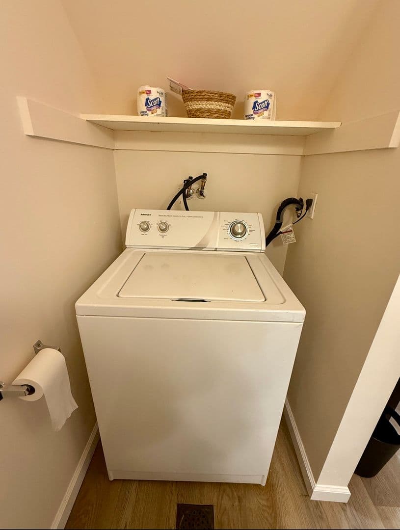 Binghamton Apartment: 138 Court st